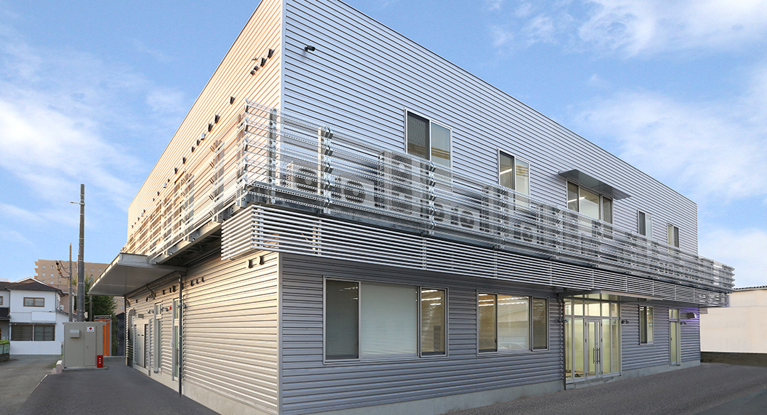 三計テクノス外観南面.